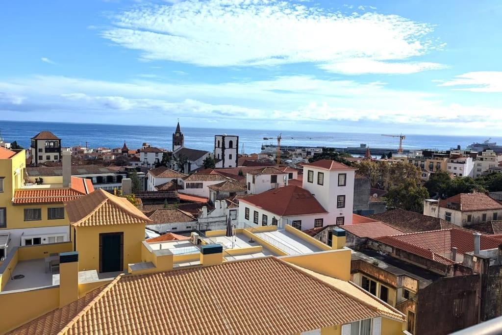 Top-Floor One-Bedroom Flats - Peaceful With Ocean And City Views Funchal  Exterior foto