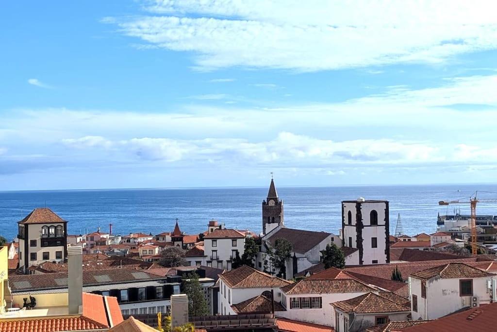 Top-Floor One-Bedroom Flats - Peaceful With Ocean And City Views Funchal  Exterior foto