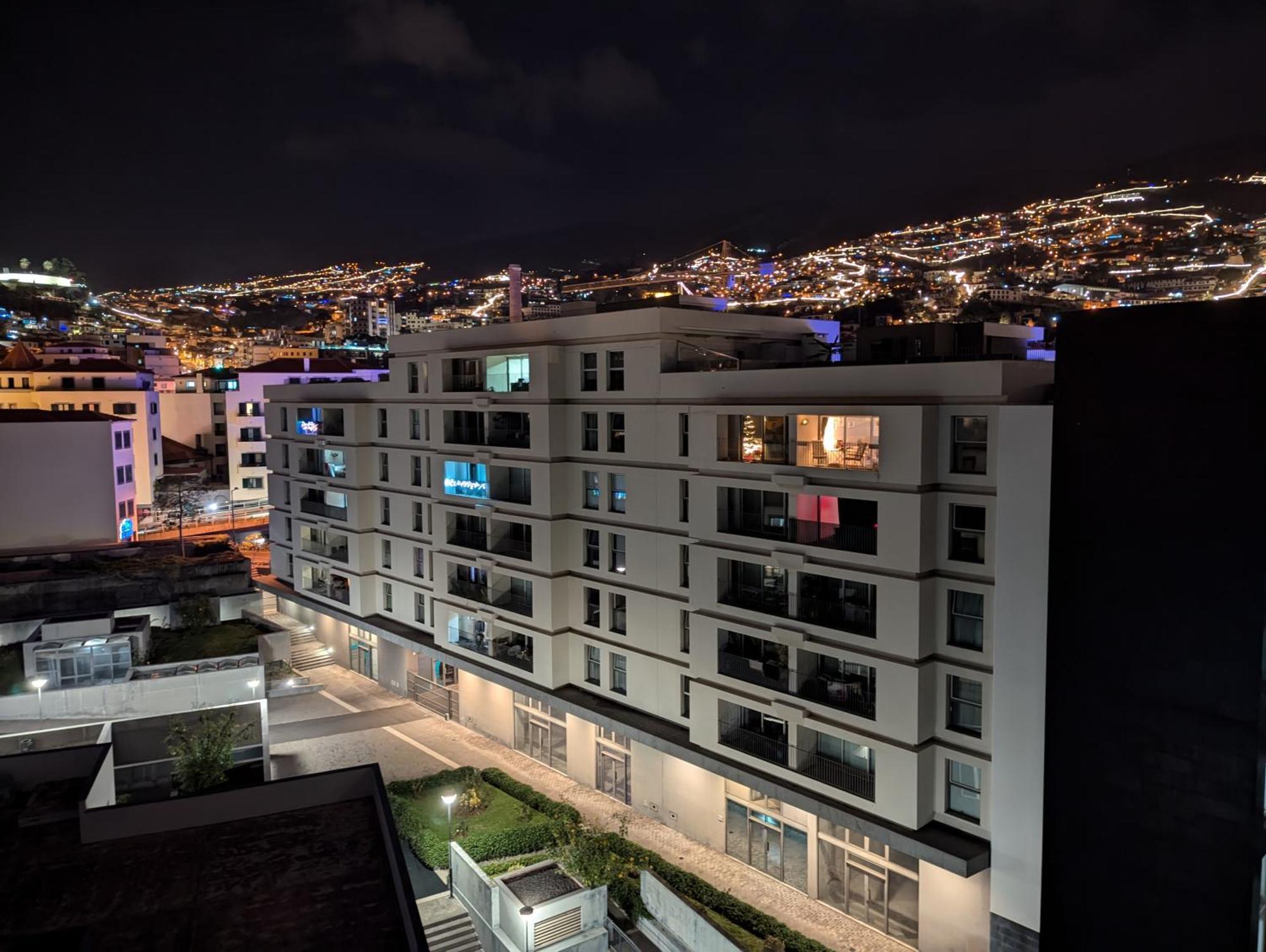 Top-Floor One-Bedroom Flats - Peaceful With Ocean And City Views Funchal  Exterior foto