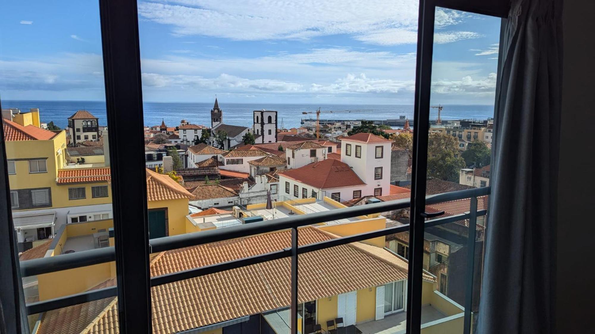 Top-Floor One-Bedroom Flats - Peaceful With Ocean And City Views Funchal  Exterior foto