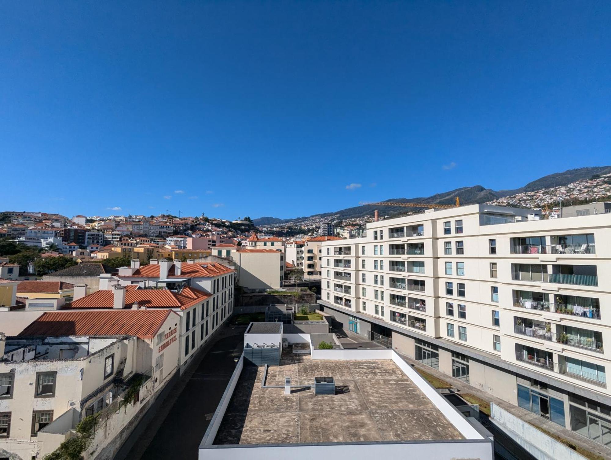 Top-Floor One-Bedroom Flats - Peaceful With Ocean And City Views Funchal  Exterior foto