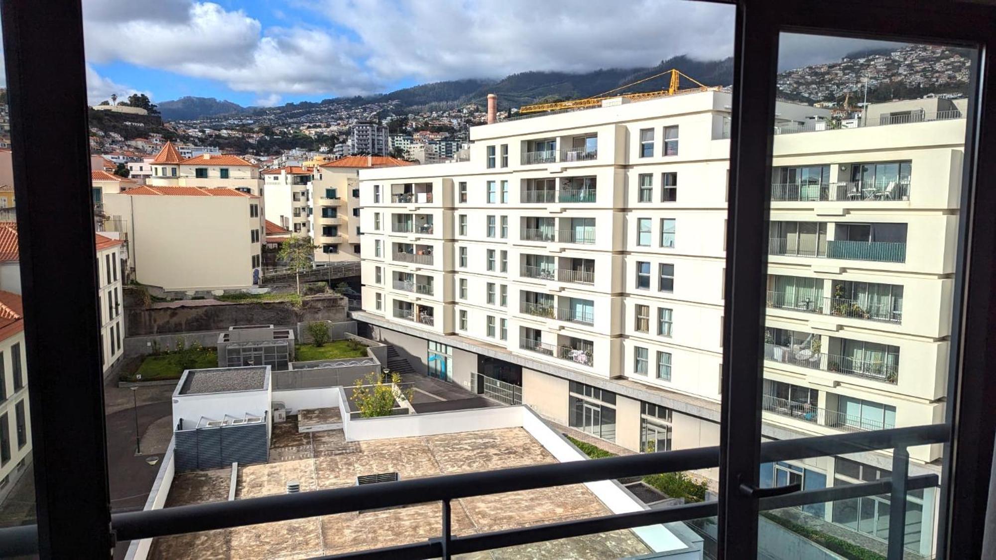 Top-Floor One-Bedroom Flats - Peaceful With Ocean And City Views Funchal  Exterior foto