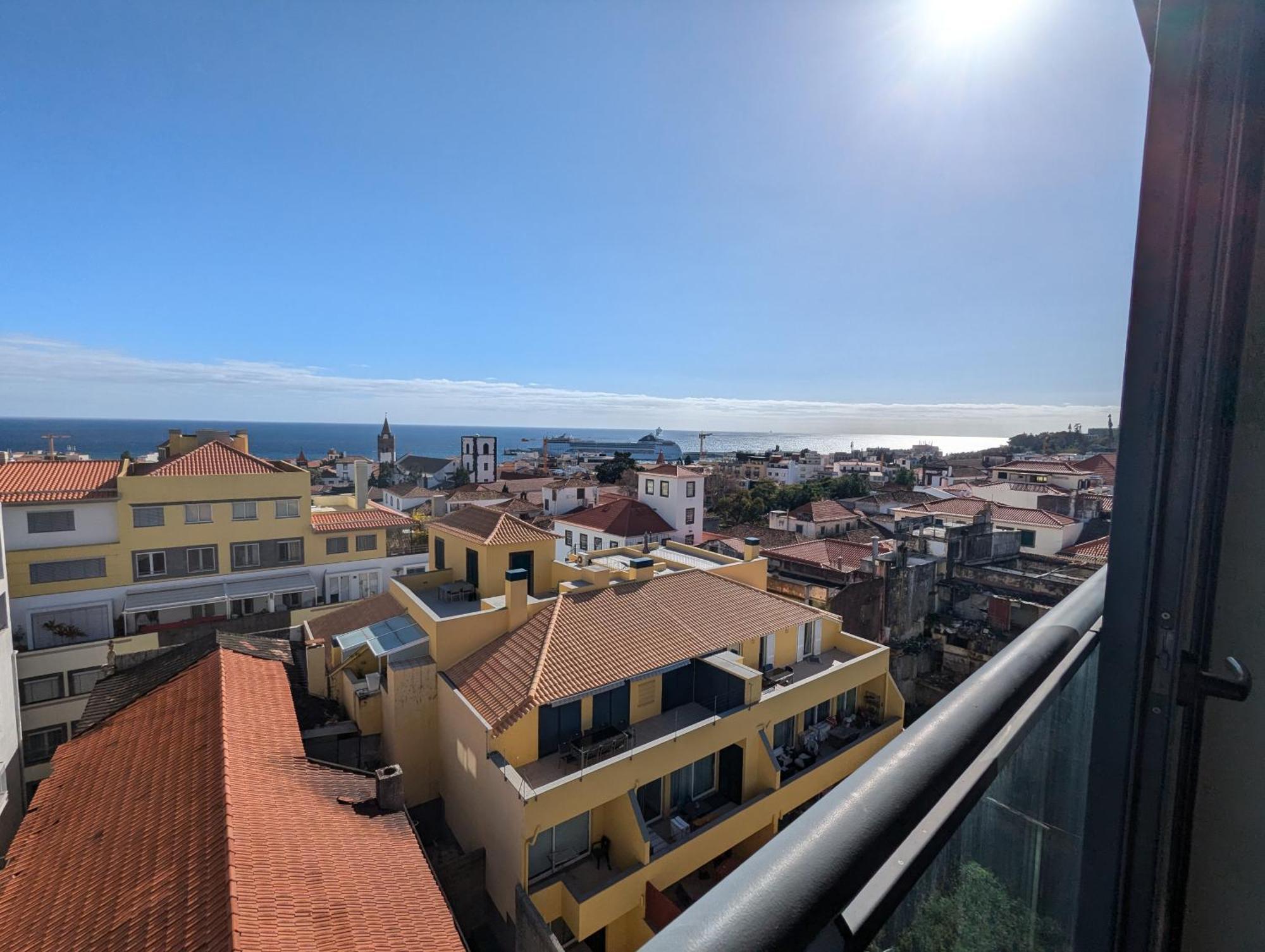 Top-Floor One-Bedroom Flats - Peaceful With Ocean And City Views Funchal  Exterior foto